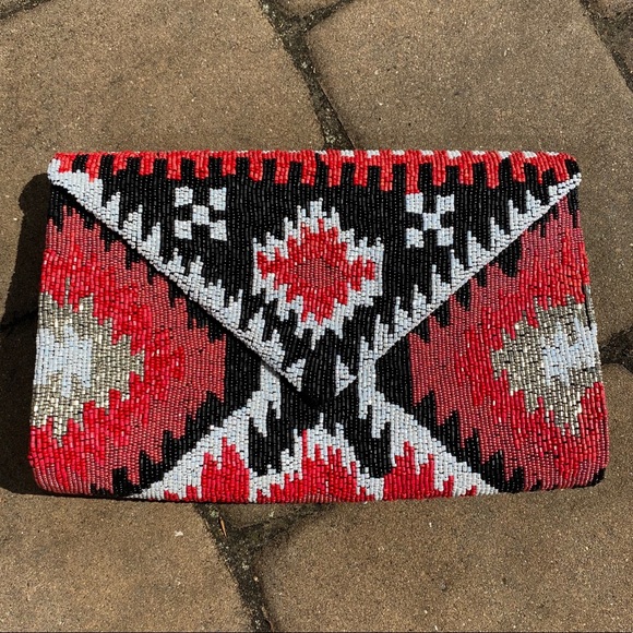 NWT Beaded Convertible Envelope Clutch - Picture 2 of 8